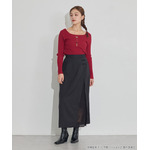 TVアニメ『らんま1/2』× earth music＆ecology Japan Label「チャイナスカート」ブラック　着用イメージ（C）高橋留美子・小学館/「らんま1/2」製作委員会