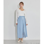 TVアニメ『らんま1/2』× earth music＆ecology Japan Label「チャイナスカート」ライトブルー　着用イメージ（C）高橋留美子・小学館/「らんま1/2」製作委員会