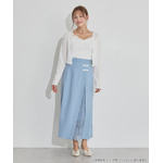 TVアニメ『らんま1/2』× earth music＆ecology Japan Label「チャイナスカート」ライトブルー　着用イメージ（C）高橋留美子・小学館/「らんま1/2」製作委員会