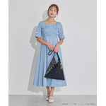 TVアニメ『らんま1/2』× earth music＆ecology Japan Label「チャイナワンピース」ライトブルー　着用イメージ（C）高橋留美子・小学館/「らんま1/2」製作委員会