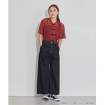 TVアニメ『らんま1/2』× earth music＆ecology Japan Label「チャイナレースシャツ」ボルドー　着用イメージ（C）高橋留美子・小学館/「らんま1/2」製作委員会