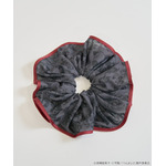 TVアニメ『らんま1/2』× earth music＆ecology Japan Label「ビッグシュシュ」ブラック（C）高橋留美子・小学館/「らんま1/2」製作委員会