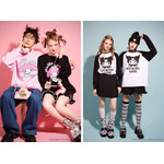 左) マイメロディ PHONE SWEAT 14,850円　右) クロミ 3ネーム Tee 10,780円（全て税込）