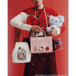 HELLO KITTYスクエアバッグ
