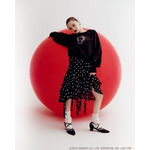 HELLO KITTYクリスタルスウェット