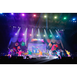 超人的シェアハウスストーリー『カリスマ』ライブツアー「カリスマガンボツアー」レポート／Photo by江藤はんな