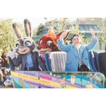 上戸彩がジュディ＆ニックとサプライズ登場！東京ディズニーランドでスペシャルグリーティング開催