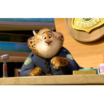 『ズートピア』クロウハウザー（声：高橋茂雄 <サバンナ>）（C）2025 Disney. All rights reserved