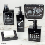 (左上から)洗濯洗剤詰め替えボトル、ソープディッシュ (中央)ディスペンサー (右上から)洗面2Pポーチ、泡ハンドソープディスペンサー