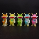 ちびカネゴン (蓄光ゴールド) (蓄光イエロー) (蓄光グリーン) (蓄光ブルー) (蓄光ピンク)/ 各1.980円(税込)