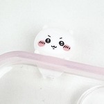 イラストと人形のシンプルなスマホケース