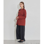 TVアニメ『らんま1/2』× earth music＆ecology Japan Label「チャイナシャツジャケット」ボルドー　着用イメージ（C）高橋留美子・小学館/「らんま1/2」製作委員会