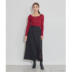 TVアニメ『らんま1/2』× earth music＆ecology Japan Label「チャイナスカート」ブラック　着用イメージ（C）高橋留美子・小学館/「らんま1/2」製作委員会