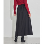 TVアニメ『らんま1/2』× earth music＆ecology Japan Label「チャイナスカート」ブラック　着用イメージ（C）高橋留美子・小学館/「らんま1/2」製作委員会