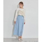 TVアニメ『らんま1/2』× earth music＆ecology Japan Label「チャイナスカート」ライトブルー　着用イメージ（C）高橋留美子・小学館/「らんま1/2」製作委員会