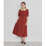 TVアニメ『らんま1/2』× earth music＆ecology Japan Label「チャイナワンピース」ボルドー　着用イメージ（C）高橋留美子・小学館/「らんま1/2」製作委員会