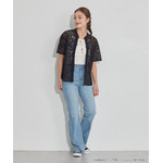 TVアニメ『らんま1/2』× earth music＆ecology Japan Label「チャイナレースシャツ」ブラック　着用イメージ（C）高橋留美子・小学館/「らんま1/2」製作委員会