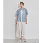 TVアニメ『らんま1/2』× earth music＆ecology Japan Label「チャイナレースシャツ」ライトブルー　着用イメージ（C）高橋留美子・小学館/「らんま1/2」製作委員会