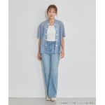 TVアニメ『らんま1/2』× earth music＆ecology Japan Label「チャイナレースシャツ」ライトブルー　着用イメージ（C）高橋留美子・小学館/「らんま1/2」製作委員会