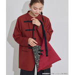 TVアニメ『らんま1/2』× earth music＆ecology Japan Label「チャイナトートバッグ」ボルドー　使用イメージ（C）高橋留美子・小学館/「らんま1/2」製作委員会