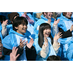 高校生の娘・漆崎日胡役の芦田愛菜(右)武田新役の加藤清史郎(左)