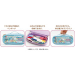 ペンポーチ（各2,750円※税込）