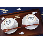 石ノ森萬画館「落第忍者乱太郎原画展」展望喫茶BLUE ZONEの限定コラボメニュー「山田先生＆土井先生のたましいラテ」