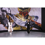 『超宇宙刑事ギャバン インフィニティ』多元地球Ι5109(イオタ)【左から、角心菜・谷田ラナ】