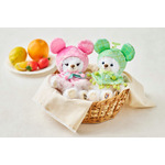 ユニベアシティ ぬいぐるみキーチェーン専用 シークレットポンチョ（もも、メロン） 各2,400円 ユニベアシティ ぬいぐるみキーチェーン専用 ポンチョ（さくらんぼ） 3,300円 ユニベアシティ ぬいぐるみキーチェーン専用 シークレットポンチョ（もも、メロン） 各2,400円 ユニベアシティ ぬいぐるみキーチェーン専用 ポンチョ（さくらんぼ） 3,300円