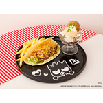 「サンリオ」はぴだんぶい、韓国アイドル・TREASUREとテーマカフェ開催♪ 6種のスペシャルメニューを提供【2月12日より 画像