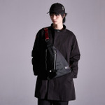 TVアニメ『BLEACH 千年血戦篇』黒崎一護 モデル ボディバッグ（使用イメージ）