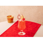 「名探偵コナンカフェ」ドリンクメニュー　毛利蘭の苺クリームソーダ