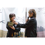 市川蒼、岡本信彦