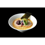 凪ラーメン「豚骨煮干 濃旨（こくうま）の雫」