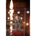 Netflix大会応援ソング 稲葉浩志「タッチ」東京ドームパフォーマンス