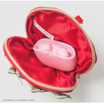 「Maison de FLEUR×HELLO KITTY いちごチャームBOOK」使用イメージ