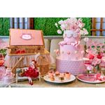 フォトジェニックなタワーケーキ