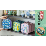 TVアニメ『薬屋のひとりごと』×フェリシモ「処方箋袋が片づいて見つけやすい　せり上がりお薬箱ポーチの会」使用イメージ