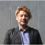 監督／シリーズ構成／脚本：吉平 