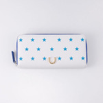 「スティール・ボール・ラン ジョジョの奇妙な冒険」ジョニィの蹄鉄、ジャイロの鉄球がレザーコレクションに!? 日常使いしやすいケース類、財布に注目！ 画像