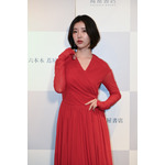 志崎樺音 1st 写真集『unplugged』発売記念イベントスチール
