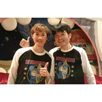 古村比呂と津久井。ふたりでニャンちゅうのトレーナー！
