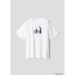 『怪獣8号』×グラニフ　「『隣 いいか？』｜ビッグシルエットTシャツ」前面