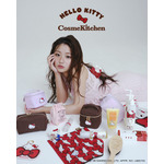 ハローキティ×Cosme Kitchen初コラボ♪ ポーチやバンスクリップに、気分上がるヘアケアアイテムも登場！一部商品の追加予約開始 画像