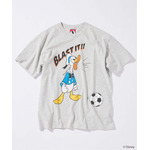JOURNAL STANDARD「MICKEY MOUSE / ミッキー マウス 別注 サッカー プリント Tシャツ グレー」