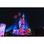 東京ディズニーランド初のドローンが夜空を舞う！9月終了人気キャッスルプロジェクション、感動のフィナーレ