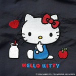 unify × Sanrio characters「ハローキティのリッチな刺繍の2wayショルダーバッグ SUPK-02H」ネイビーの部分アップ