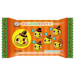 不二家のお菓子がハロウィンデザインに♪ カントリーマアム、ホームパイ、ミルキーのパッケージに仮装をしたペコちゃん＆サンリオキャラたちが！
