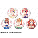 「描き下ろしイラスト 桜ドレスver. BIG缶バッジ（全5種）」各1,100円（税込）（C）春場ねぎ・講談社／映画「五等分の花嫁」製作委員会（C）KODANSHA