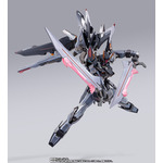 「METAL BUILD ストライクノワールガンダム（オルタナティブストライク Ver.）」30,800円（税込）（C）創通・サンライズ